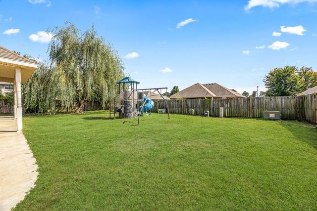 703 Grant Avenue, Prairie Grove, AR 72753