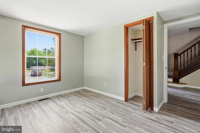 242 TRENTON AVE, Laurel Springs, NJ 08021