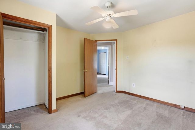 242 TRENTON AVE, Laurel Springs, NJ 08021