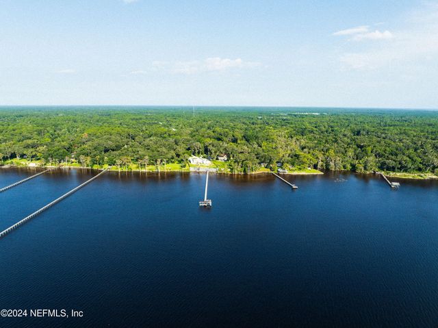 2214 TIVOLI Lane, St. Johns, FL 32259