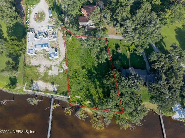 2214 TIVOLI Lane, St. Johns, FL 32259