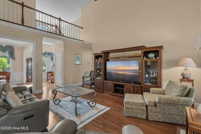 417 Crow Creek Drive NW, Calabash, NC 28467