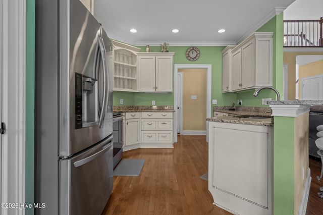 417 Crow Creek Drive NW, Calabash, NC 28467