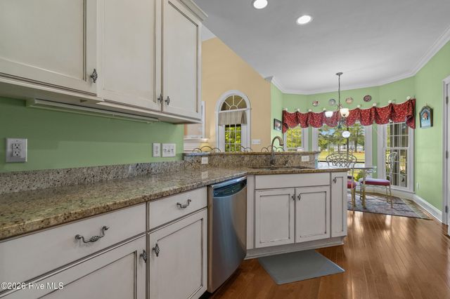 417 Crow Creek Drive NW, Calabash, NC 28467
