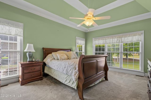417 Crow Creek Drive NW, Calabash, NC 28467