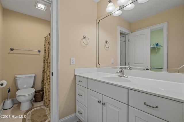 417 Crow Creek Drive NW, Calabash, NC 28467