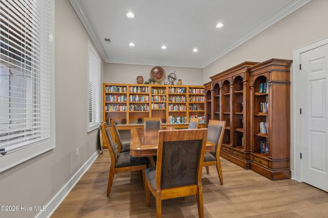417 Crow Creek Drive NW, Calabash, NC 28467
