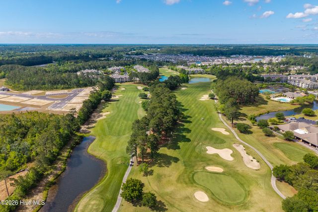 417 Crow Creek Drive NW, Calabash, NC 28467