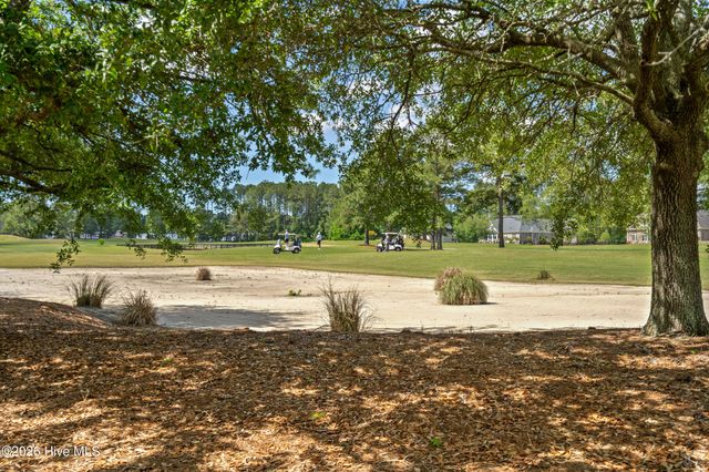 417 Crow Creek Drive NW, Calabash, NC 28467