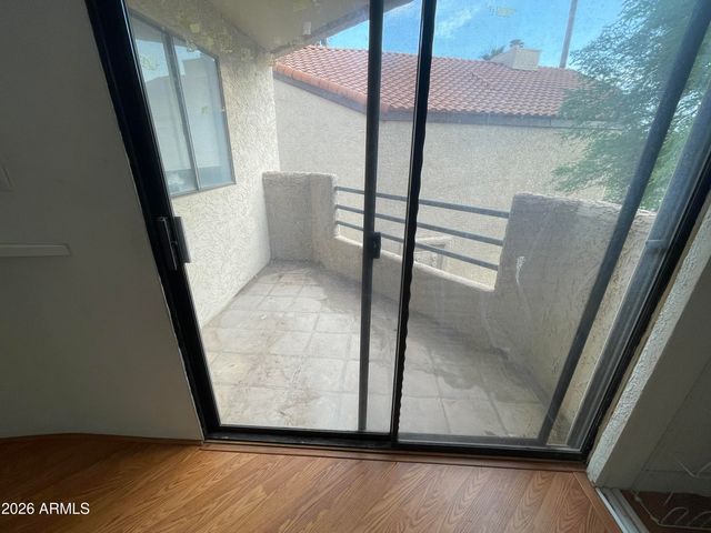 10301 N 70th Street 202, Paradise Valley, AZ 85253