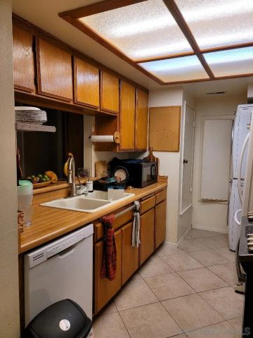 749 Brookstone Road 101, Chula Vista, CA 91913