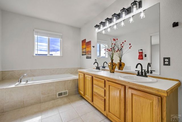 528 S Bellflower Dr, Pueblo West, CO 81007