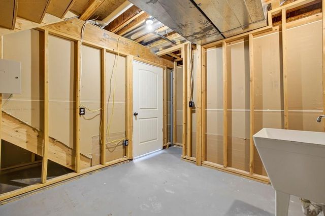 528 S Bellflower Dr, Pueblo West, CO 81007