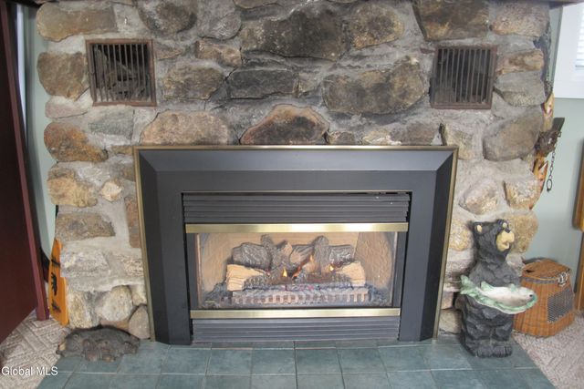 17 Beckers Drive, Bolton, NY 12814