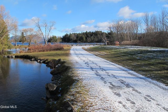 17 Beckers Drive, Bolton, NY 12814