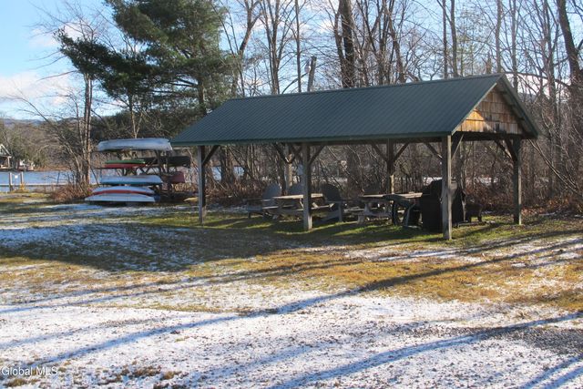 17 Beckers Drive, Bolton, NY 12814