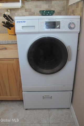 17 Beckers Drive, Bolton, NY 12814