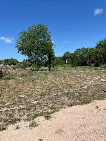 518 San Antonio Circle, Alamo, TX 78516