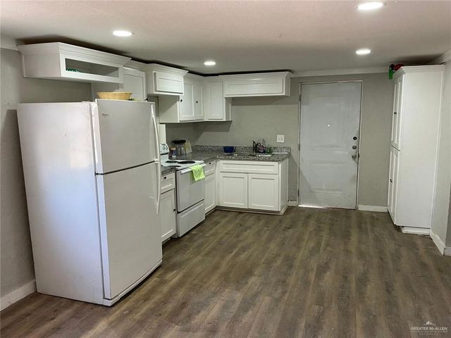 518 San Antonio Circle, Alamo, TX 78516