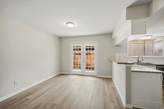 10011 Knoboak Drive 47, Houston, TX 77080