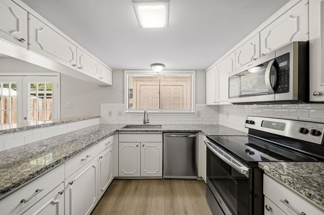 10011 Knoboak Drive 47, Houston, TX 77080