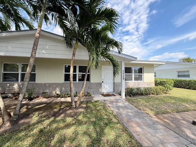 3559 Burma Court 2, Palm Beach Gardens, FL 33403