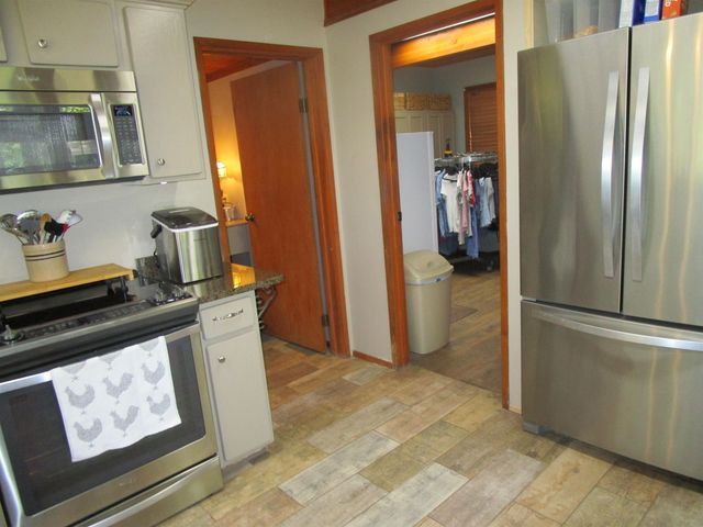 1932 ST PAUL RD, Millington, TN 38053