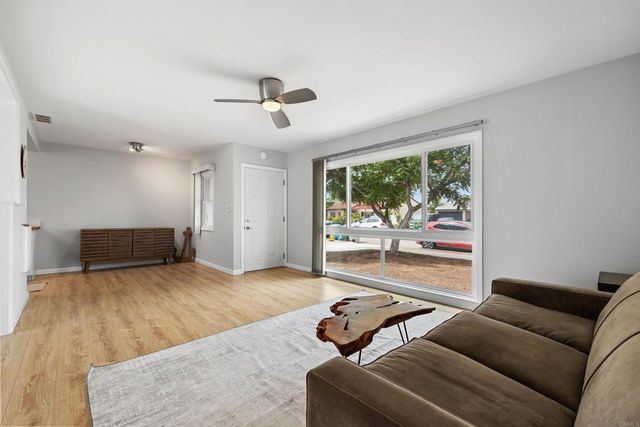 3317 Mohican, San Diego, CA 92117