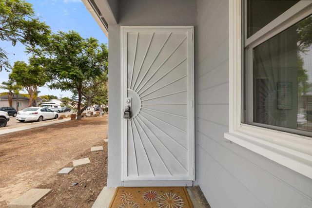 3317 Mohican, San Diego, CA 92117