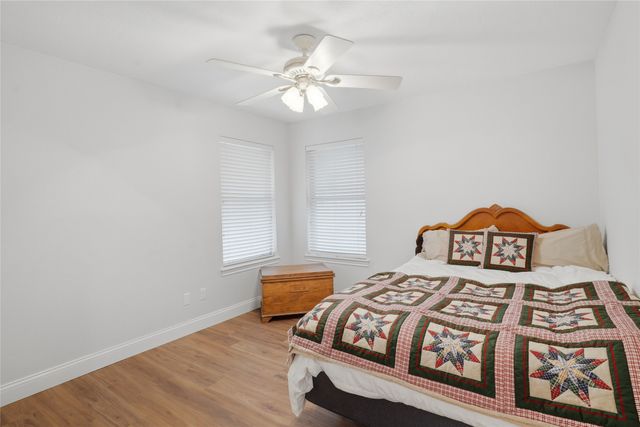 217 Spruce Circle, Azle, TX 76020