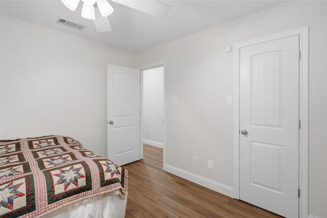 217 Spruce Circle, Azle, TX 76020