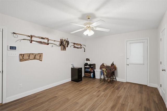 217 Spruce Circle, Azle, TX 76020