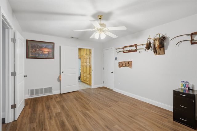 217 Spruce Circle, Azle, TX 76020