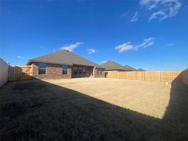 4509 Black Mesa Lane, Yukon, OK 73099