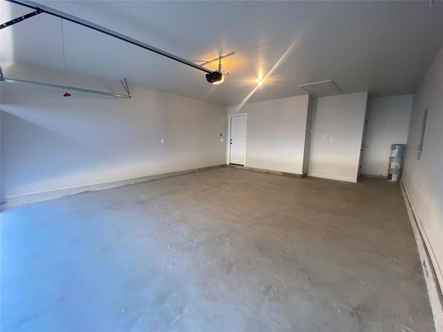 4509 Black Mesa Lane, Yukon, OK 73099