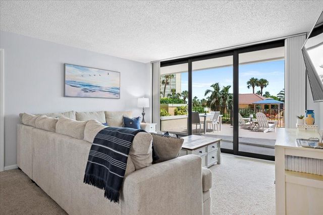 100 Ocean Trail Way 107, Jupiter, FL 33477