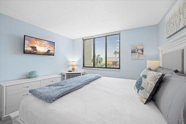 100 Ocean Trail Way 107, Jupiter, FL 33477