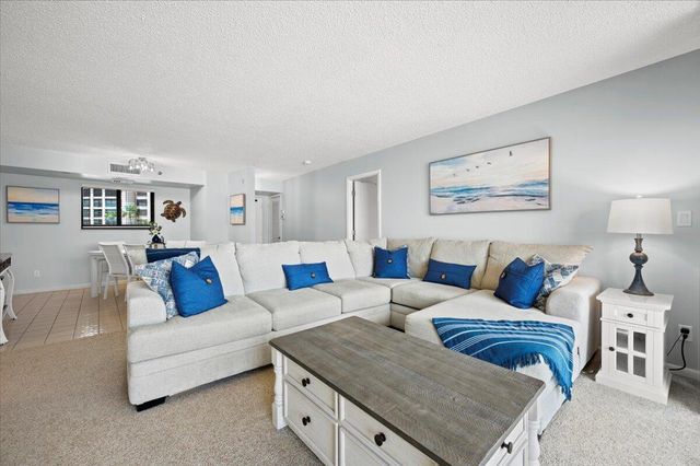 100 Ocean Trail Way 107, Jupiter, FL 33477
