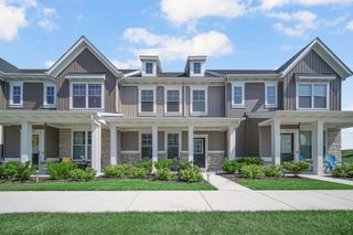 11873 Kentucky Street, Crown Point, IN 46307
