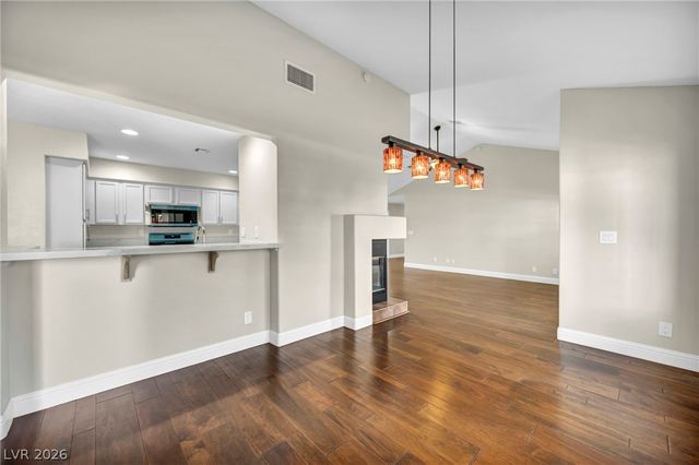 1901 Booker Court, Las Vegas, NV 89128