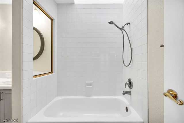 1901 Booker Court, Las Vegas, NV 89128