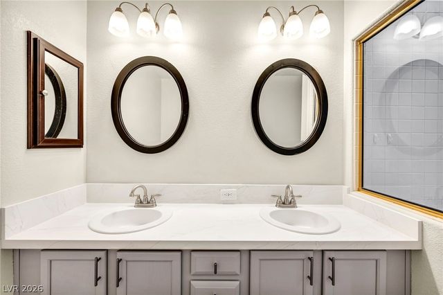 1901 Booker Court, Las Vegas, NV 89128