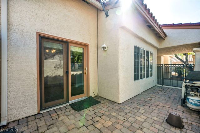 1901 Booker Court, Las Vegas, NV 89128