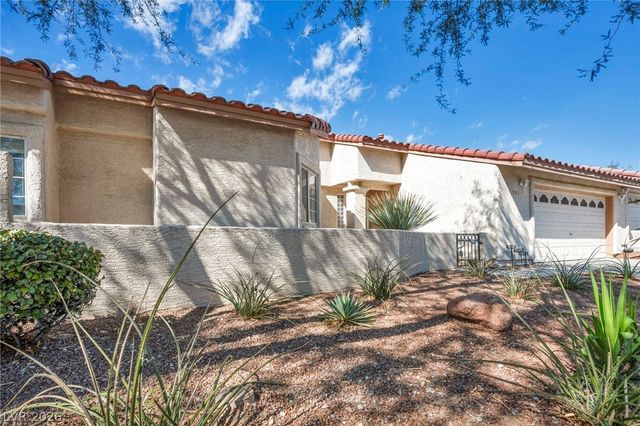 1901 Booker Court, Las Vegas, NV 89128