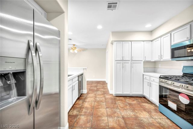 1901 Booker Court, Las Vegas, NV 89128