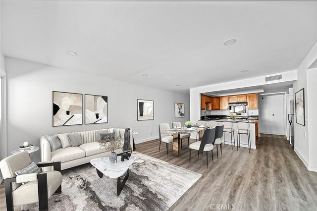 918 W College Street 316, Los Angeles, CA 90012