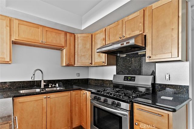 918 W College Street 316, Los Angeles, CA 90012