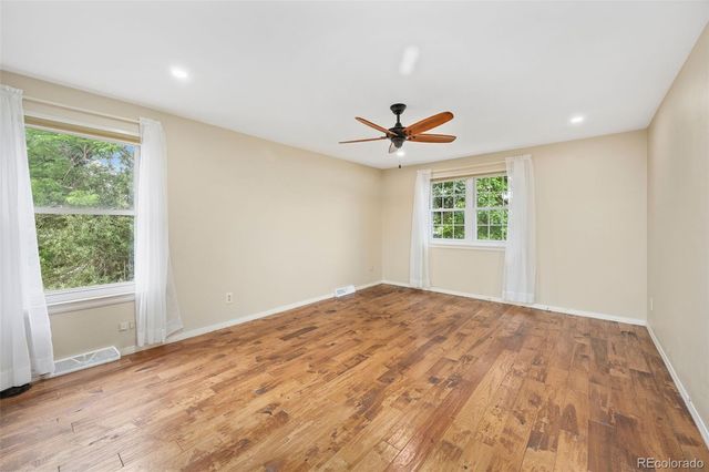 4070 S Willow Way, Denver, CO 80237