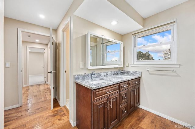 4070 S Willow Way, Denver, CO 80237