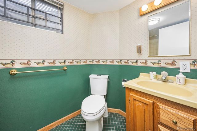 4070 S Willow Way, Denver, CO 80237
